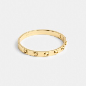 Gold Women Coach Pegged Signature Hinged Bangle Bangles | AU_CH15017